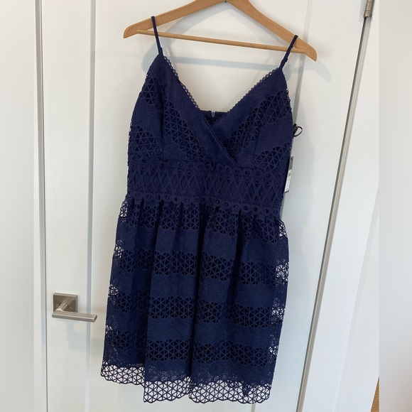 GUESS Navy Blue Lace Fit and Flare Dress Size 12 - Picture 3 of 17